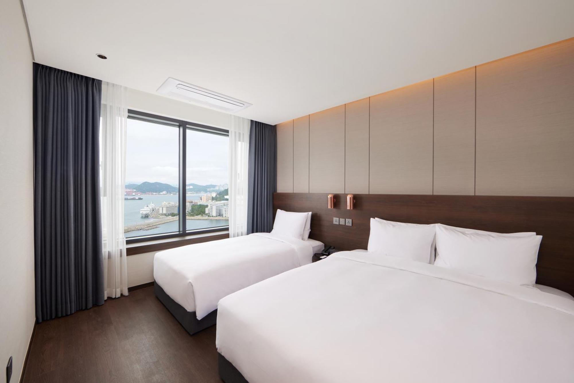 Citadines Connect Hari Busan Exterior photo